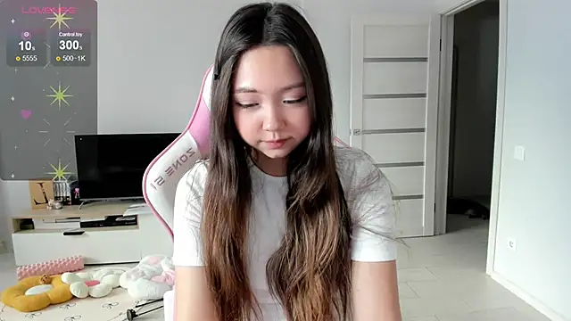 Snapshot of Fluffy_Rose chatting on 11, 7, 2026 Fluffy Rose online show from 11, 7, 2026