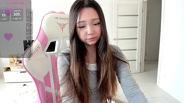 Snapshot of Fluffy_Rose chatting on 20, 7, 2026 Fluffy Rose online show from 20, 7, 2026