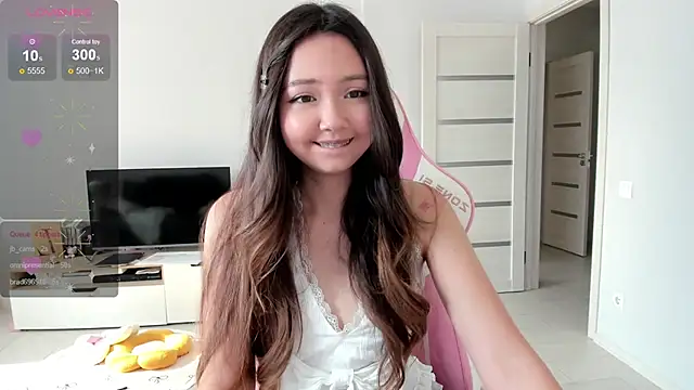Snapshot of Fluffy_Rose chatting on 23, 7, 2026 Fluffy Rose online show from 23, 7, 2026
