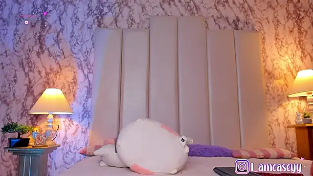 Snapshot of CaseyPiierce chatting on 12, 3, 2025 CaseyPiierce online show from 12, 3, 2025