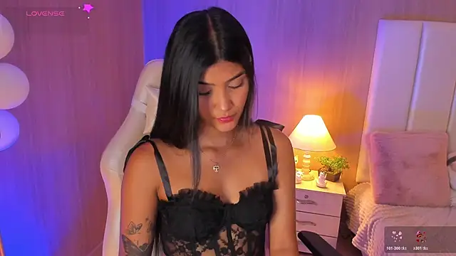 Snapshot of CaseyPiierce chatting on 27, 11, 2025 CaseyPiierce online show from 27, 11, 2025