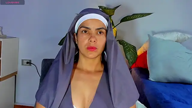 Snapshot of ClaraMariaMon chatting on 12, 2, 2025 ClaraMariaMon online show from 12, 2, 2025