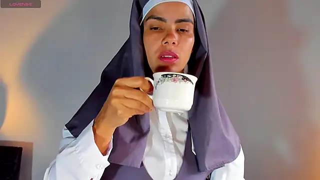 Snapshot of ClaraMariaMon chatting on 22, 2, 2025 ClaraMariaMon online show from 22, 2, 2025