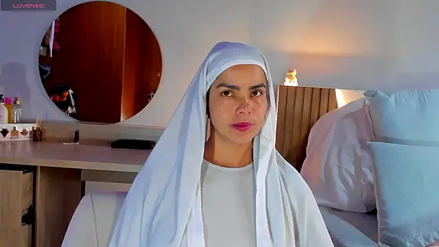 Snapshot of ClaraMariaMon chatting on 6, 3, 2025 ClaraMariaMon online show from 6, 3, 2025