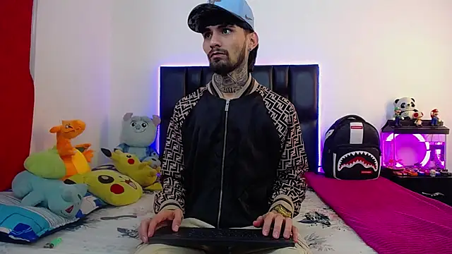 Snapshot of Brutal_Sex_Fucking chatting on 27, 6, 2026 Brutal Sex Fucking online show from 27, 6, 2026