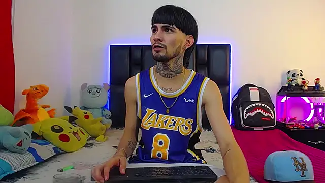Snapshot of Brutal_Sex_Fucking chatting on 27, 6, 2026 Brutal Sex Fucking online show from 27, 6, 2026