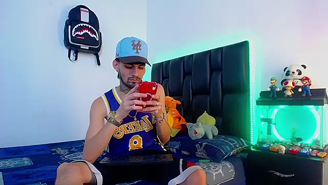 Snapshot of Brutal_Sex_Fucking chatting on 3, 7, 2026 Brutal Sex Fucking online show from 3, 7, 2026