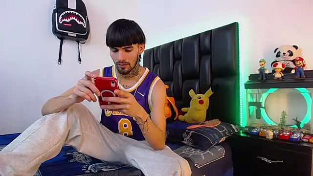 Snapshot of Brutal_Sex_Fucking chatting on 6, 7, 2026 Brutal Sex Fucking online show from 6, 7, 2026