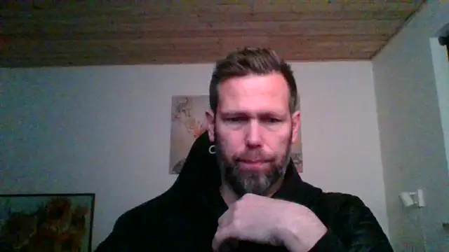 Snapshot of Gotta1 chatting on 4, 12, 2024 Gotta1 online show from 4, 12, 2024