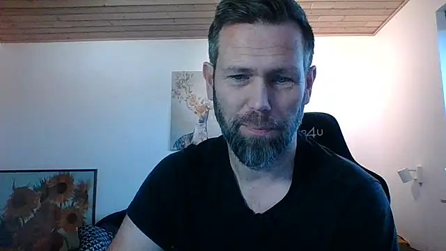 Snapshot of Gotta1 chatting on 8, 12, 2024 Gotta1 online show from 8, 12, 2024