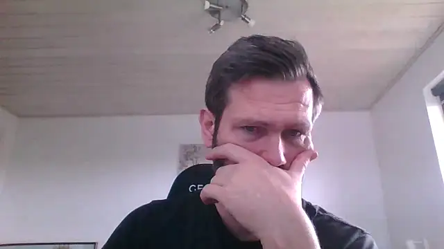 Snapshot of Gotta1 chatting on 2, 2, 2025 Gotta1 online show from 2, 2, 2025