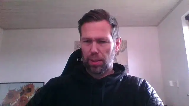 Snapshot of Gotta1 chatting on 13, 2, 2025 Gotta1 online show from 13, 2, 2025