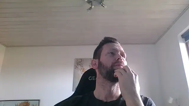 Snapshot of Gotta1 chatting on 7, 3, 2025 Gotta1 online show from 7, 3, 2025