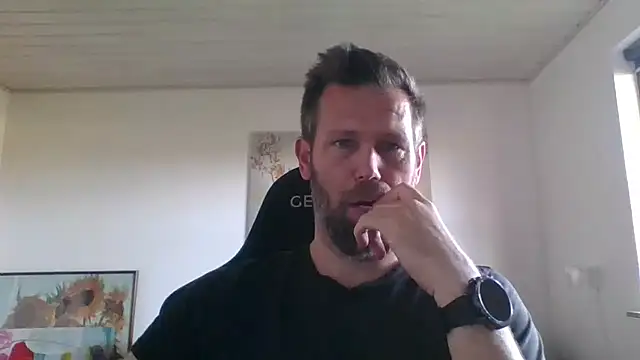 Snapshot of Gotta1 chatting on 3, 10, 2025 Gotta1 online show from 3, 10, 2025