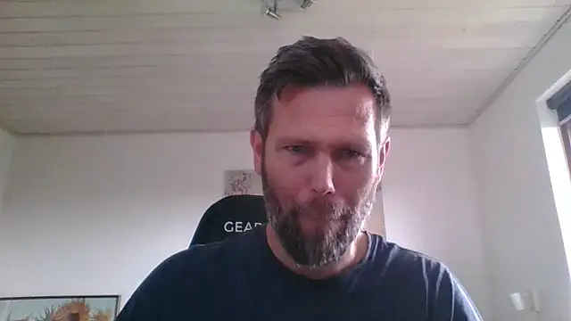 Snapshot of Gotta1 chatting on 7, 10, 2025 Gotta1 online show from 7, 10, 2025