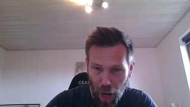 Snapshot of Gotta1 chatting on 8, 10, 2025 Gotta1 online show from 8, 10, 2025