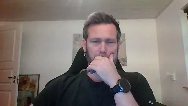 Snapshot of Gotta1 chatting on 27, 10, 2025 Gotta1 online show from 27, 10, 2025