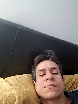 Snapshot of Tulio_maravilha12 chatting on 14, 3, 2026 Tulio maravilha12 online show from 14, 3, 2026