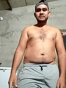 Snapshot of travieso2893 chatting on 6, 3, 2025 travieso2893 online show from 6, 3, 2025