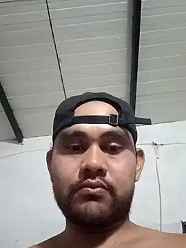 Snapshot of travieso2893 chatting on 24, 9, 2025 travieso2893 online show from 24, 9, 2025