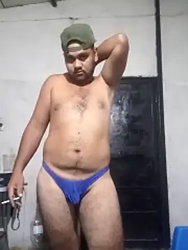 Snapshot of travieso2893 chatting on 25, 5, 2026 travieso2893 online show from 25, 5, 2026