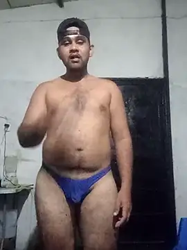 Snapshot of travieso2893 chatting on 18, 6, 2026 travieso2893 online show from 18, 6, 2026