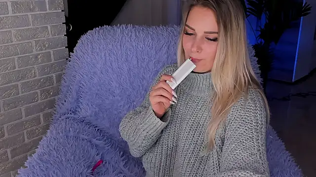 KittiLiza online show from 26, 1, 2025