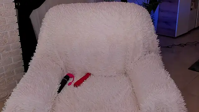 KittiLiza online show from 28, 1, 2025