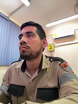 EnriquePersian197 online show from 3, 2, 2025