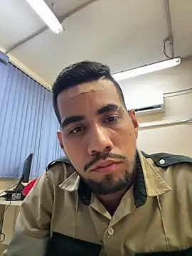 EnriquePersian197 online show from 8, 3, 2025