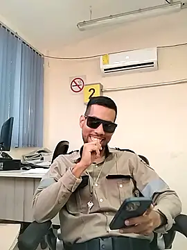 EnriquePersian197 online show from 18, 9, 2025