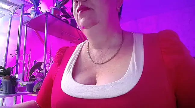  Sweet Woman online show from 21, 1, 2025