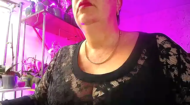  Sweet Woman online show from 22, 2, 2025