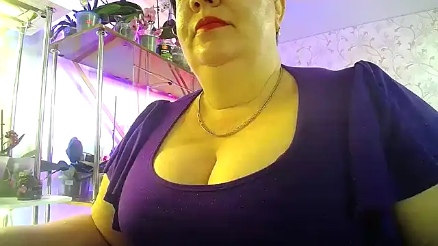  Sweet Woman online show from 4, 5, 2026