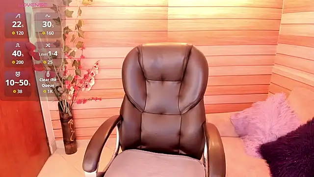 Snapshot of marien_thomson_ chatting on 15, 10, 2025 marien thomson online show from 15, 10, 2025