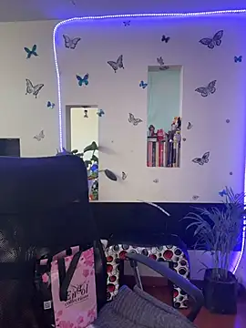 Lia-mitch online show from 30, 7, 2026