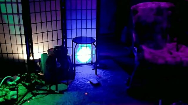 Snapshot of NinasNylonz chatting on 2, 12, 2025 NinasNylonz online show from 2, 12, 2025