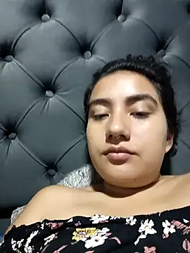 Hellen Alex online show from 1, 2, 2025