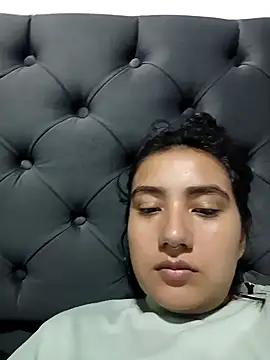 Hellen Alex online show from 2, 2, 2025