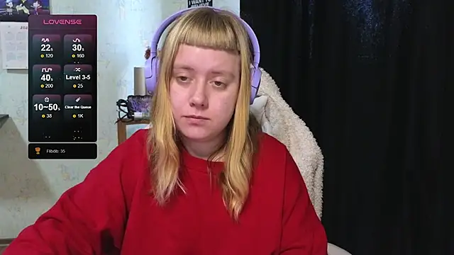 June shy0 online show from 17, 10, 2025