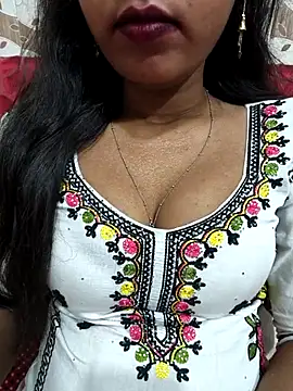 Snapshot of Sharmila-Singh chatting on 17, 5, 2026 Sharmila-Singh online show from 17, 5, 2026