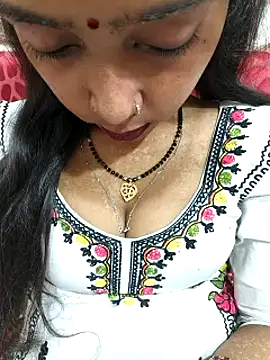 Snapshot of Sharmila-Singh chatting on 1, 6, 2026 Sharmila-Singh online show from 1, 6, 2026