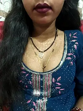 Snapshot of Sharmila-Singh chatting on 7, 6, 2026 Sharmila-Singh online show from 7, 6, 2026