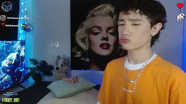 maxiy 001 online show from 15, 4, 2026