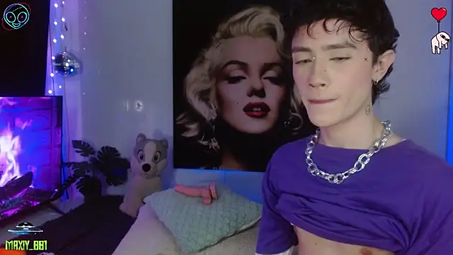 maxiy 001 online show from 29, 4, 2026