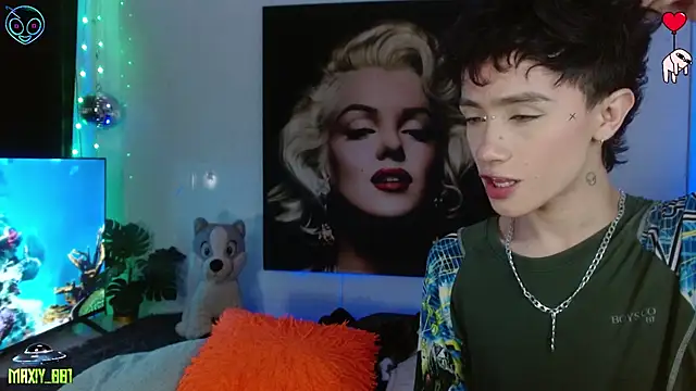 maxiy 001 online show from 24, 5, 2026