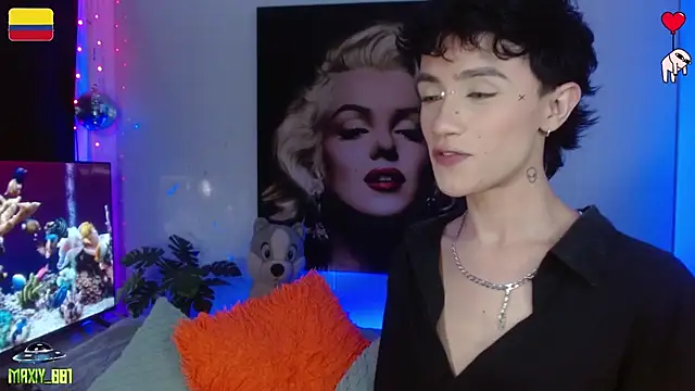 maxiy 001 online show from 19, 7, 2026