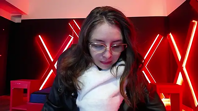 Snapshot of _isaabellaa chatting on 5, 12, 2025 isaabellaa online show from 5, 12, 2025