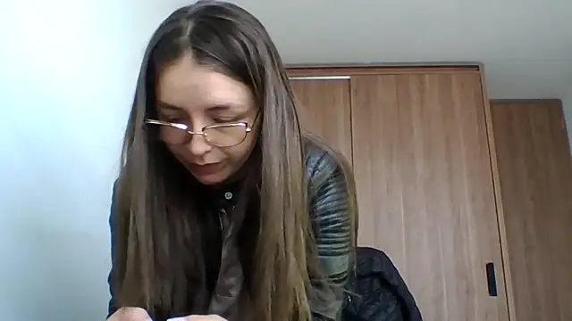 Snapshot of _isaabellaa chatting on 8, 2, 2026 isaabellaa online show from 8, 2, 2026