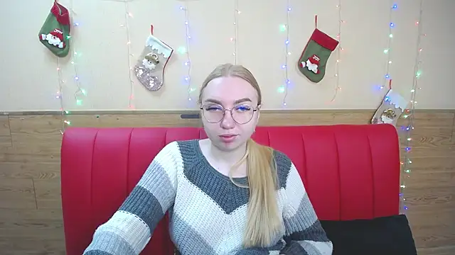 BeatriceFly online show from 28, 12, 2024